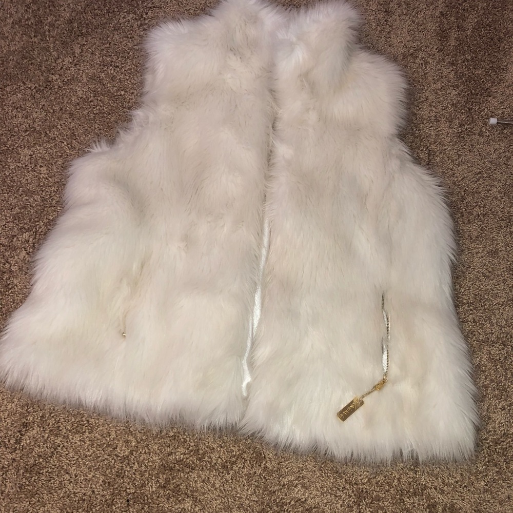 Calvin Klein fux fur vest